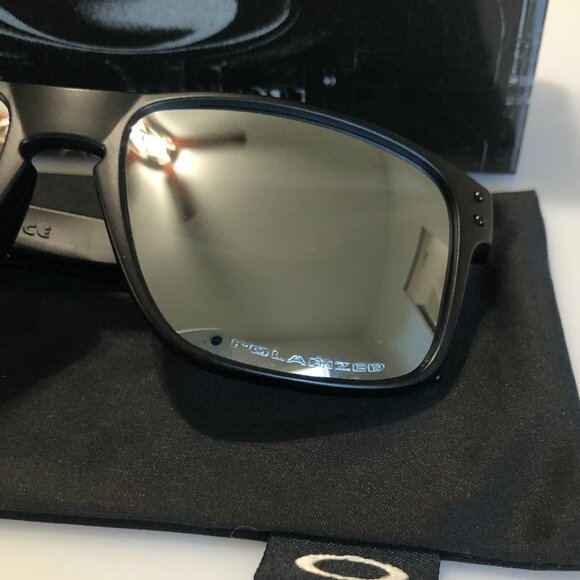 OAKLEY HOLBROOK USA Flag Silver Mirror Polarized Lenses 9102 - Picture 3 of 8